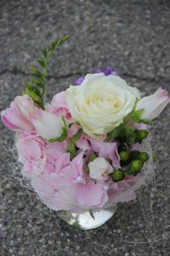 Blumenstrauss mit Hortensie in rosa weiss